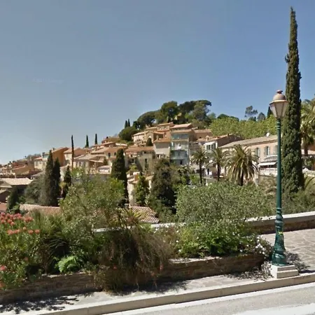 Bormes-les-mimosas, 1 Piece, 4 Personnes - Fr-1-251-271